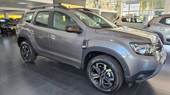 RENAULT DUSTER 1.6 16V SCE FLEX ICONIC PLUS X-TRONIC
